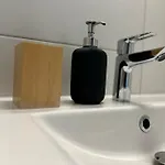 Spacieux 100m2 Avec 3 3 Sdb *