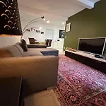 Διαμέρισμα Spacieux 100m2 Avec 3 3 Sdb *